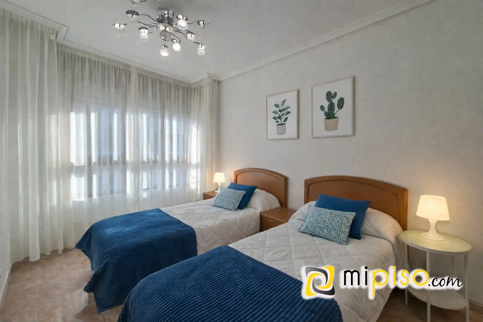 Habitación de Piso en venta en Bareyo con Calefacción, Terraza y Piscina