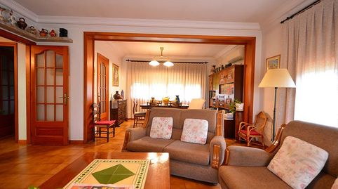 Foto 5 de Casa o chalet en venta en Carrer Gavarres, La Bisbal d'Empordà, Girona