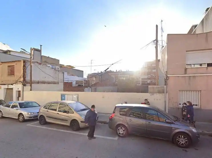 Wohnbaugrundstück zum Verkauf in Carrer de Fernando Poo 6, imagen 5