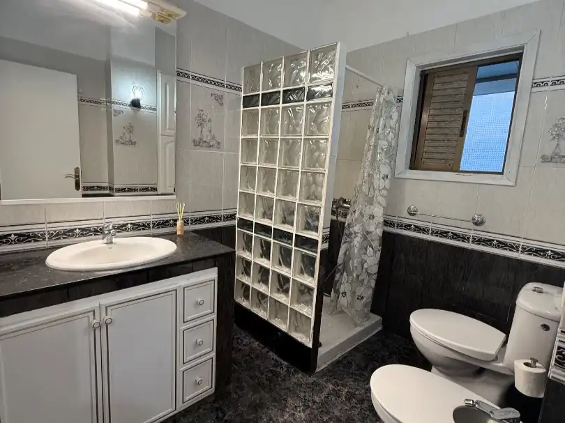 Baño de Casa o chalet de alquiler en El Pris - Juan Fernández