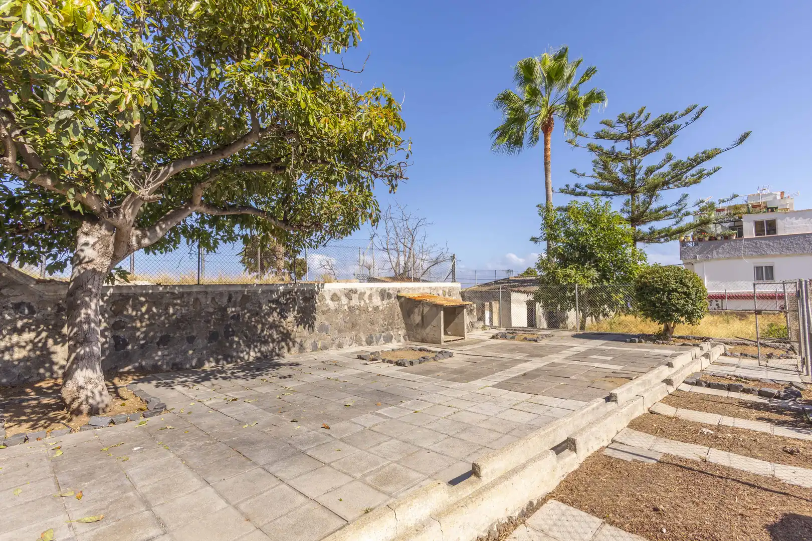 Vista exterior de Casa o xalet en venda en Puerto de la Cruz amb Jardí privat, Terrassa i Traster