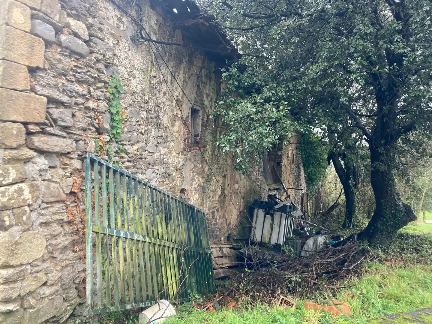 Casa adosada en venta en Galdames