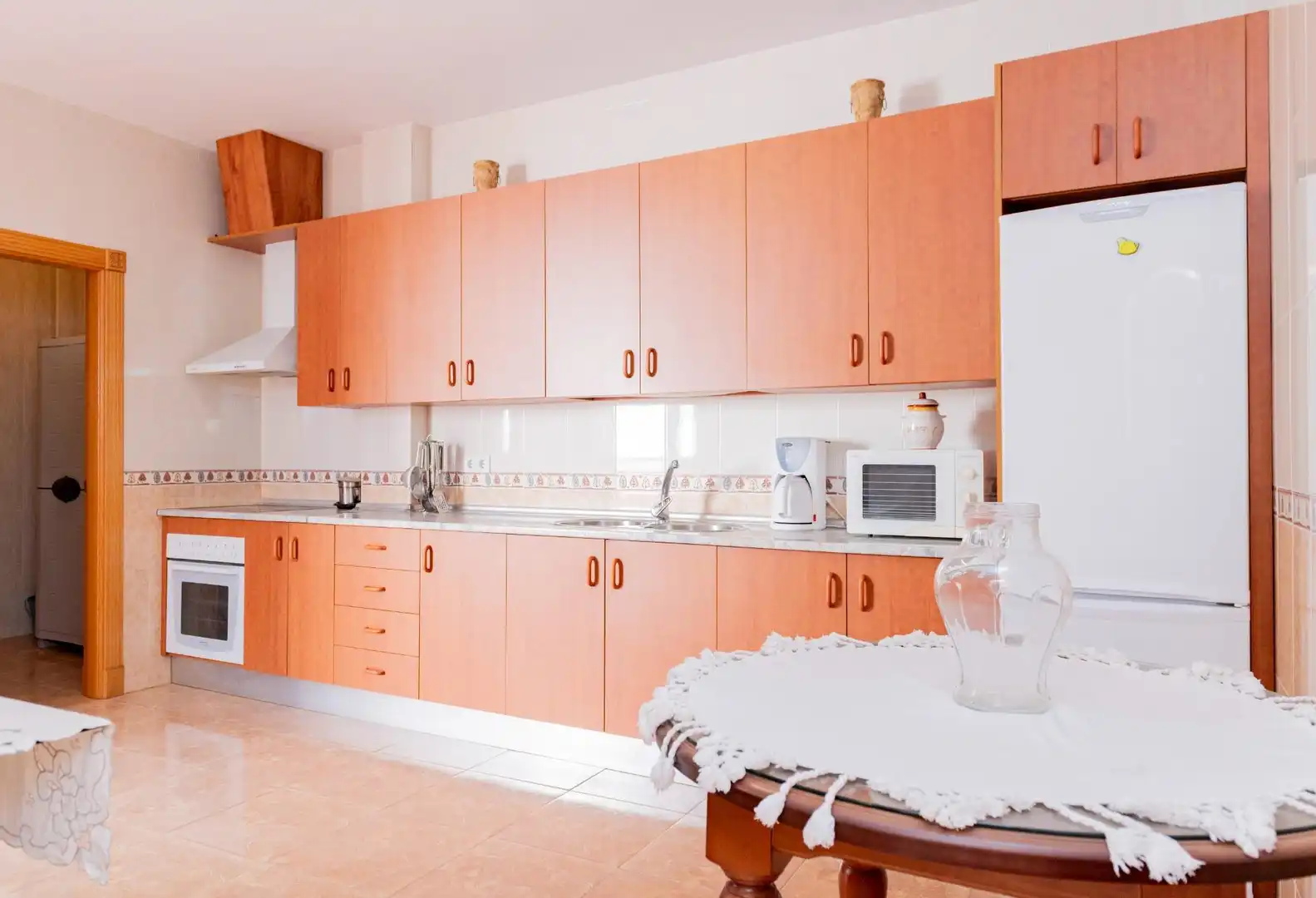 Kitchen of Houses for sale in Cuevas Bajas  with Air Conditioner, Terrace and Storage room