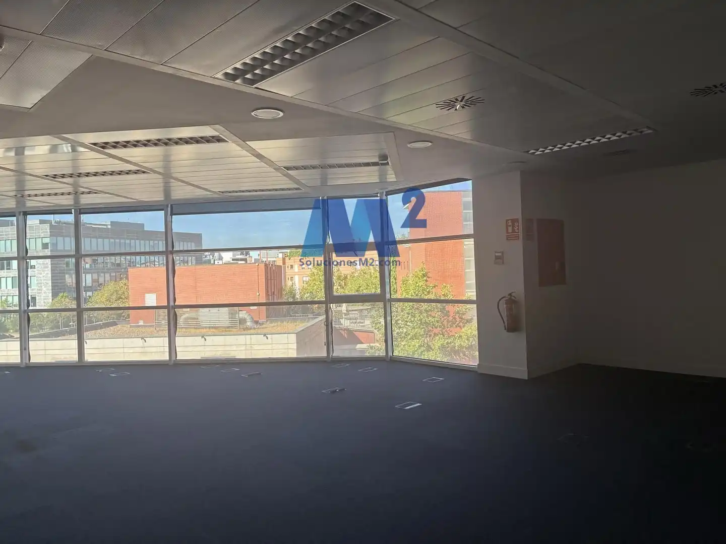 Oficina en alquiler en Anabel Segura, imagen 4