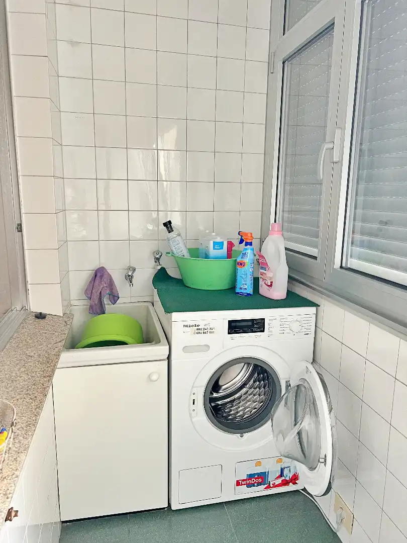 Badezimmer von Wohnung zum Verkauf in Lugo mit Heizung, Parkett und Möbliert