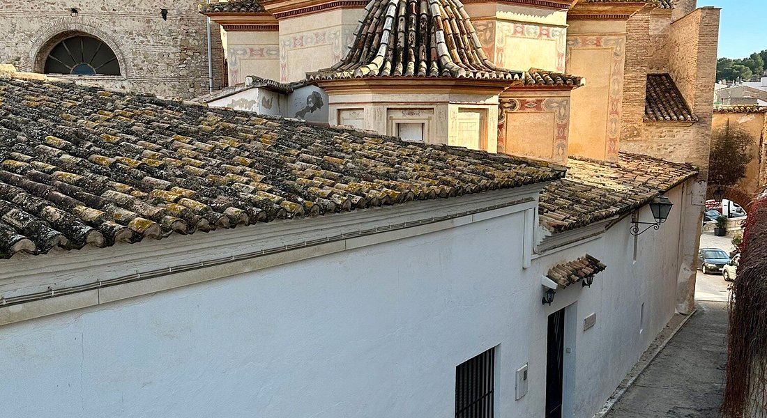 Vista exterior de Casa adosada en venda en Oliva amb Terrassa i Moblat