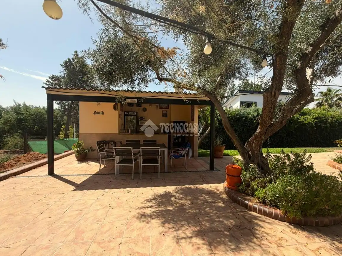 Terraza de Casa o chalet en venta en Badajoz con Aire acondicionado, Jardín privado y Piscina