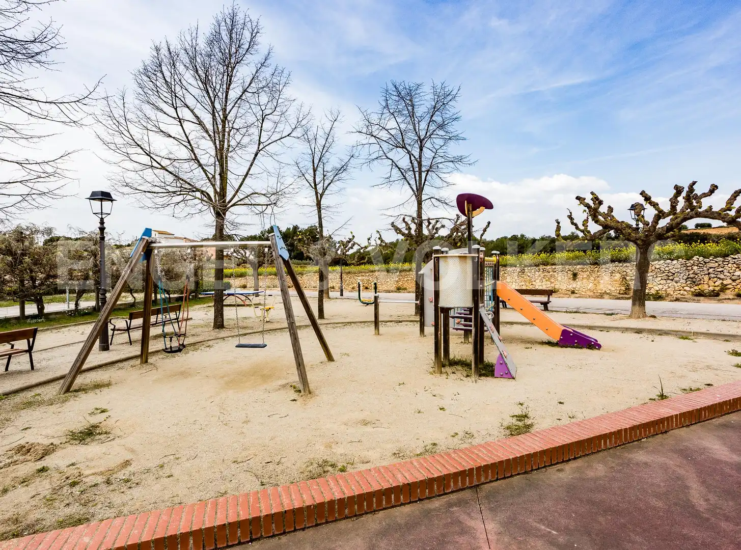 Aparcament de Casa o xalet en venda en Castellet i la Gornal amb Aire condicionat, Calefacció i Jardí privat