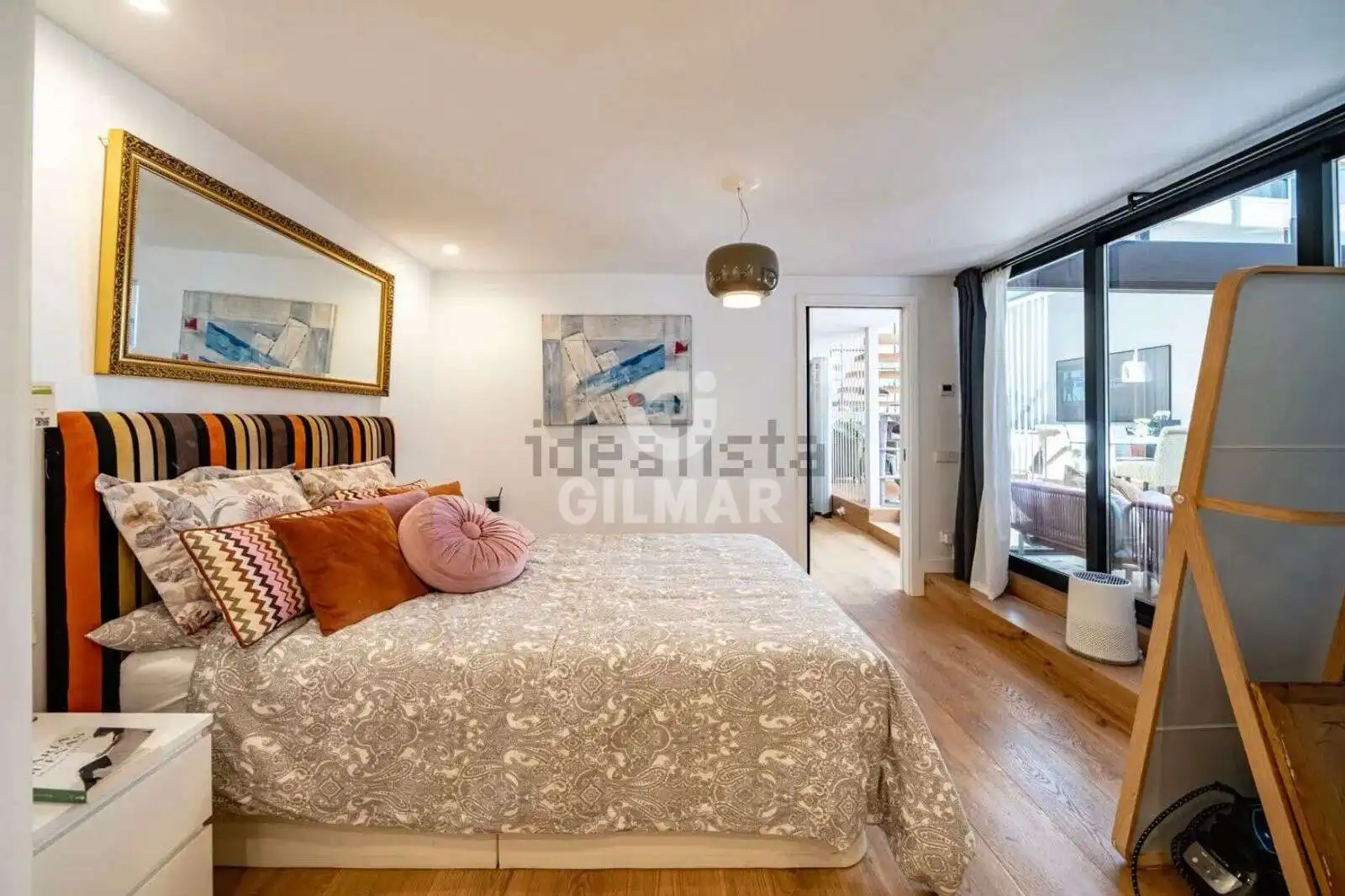 Bedroom of Office for sale in Madrid  with Heating