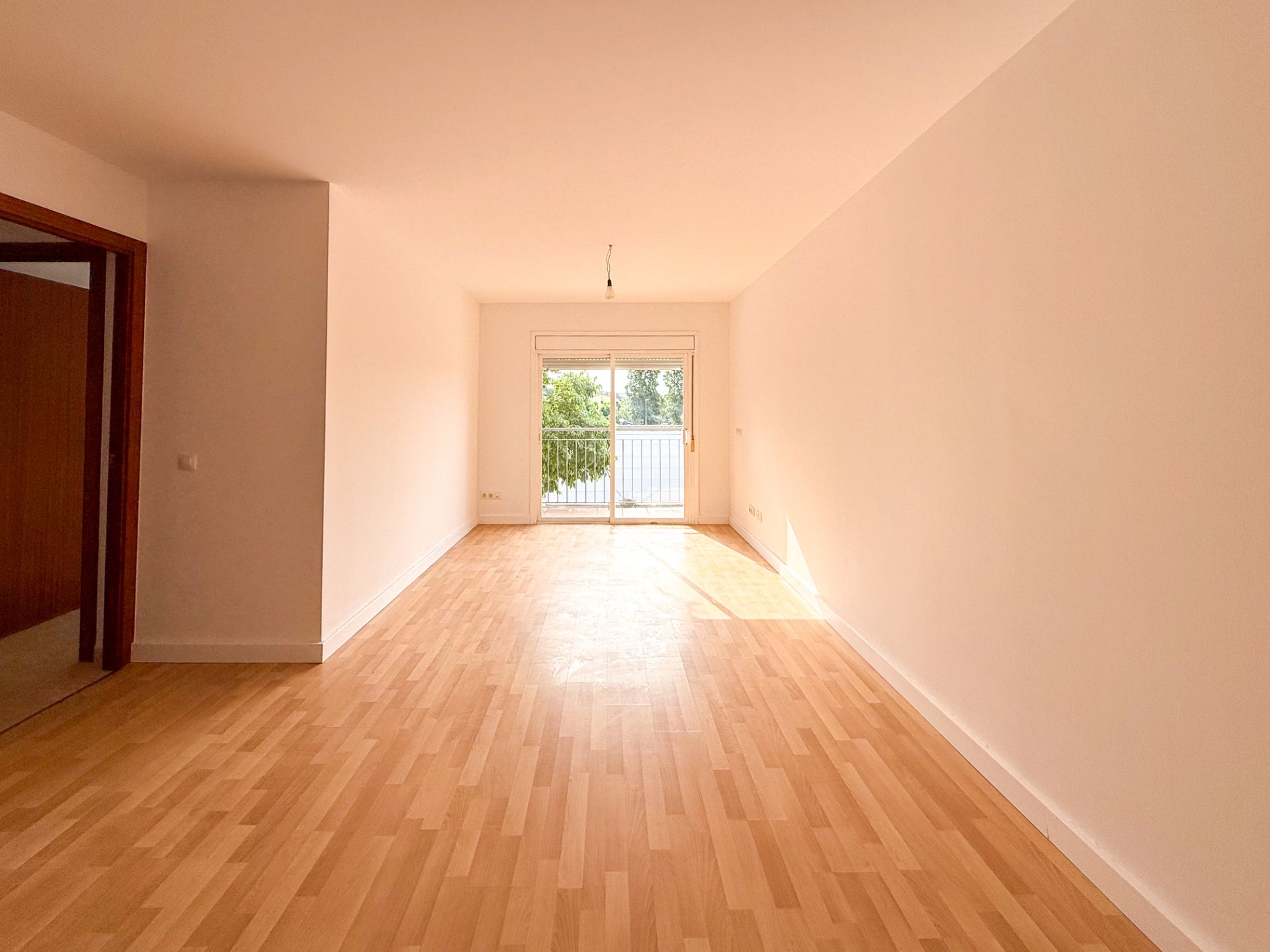 Vista exterior de Pis en venda en Palafrugell amb Parquet, Forn i TV