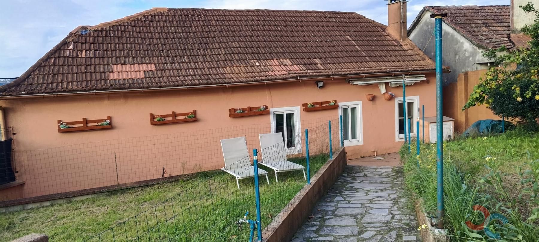 Vista exterior de Casa o xalet en venda en Pontevedra Capital 