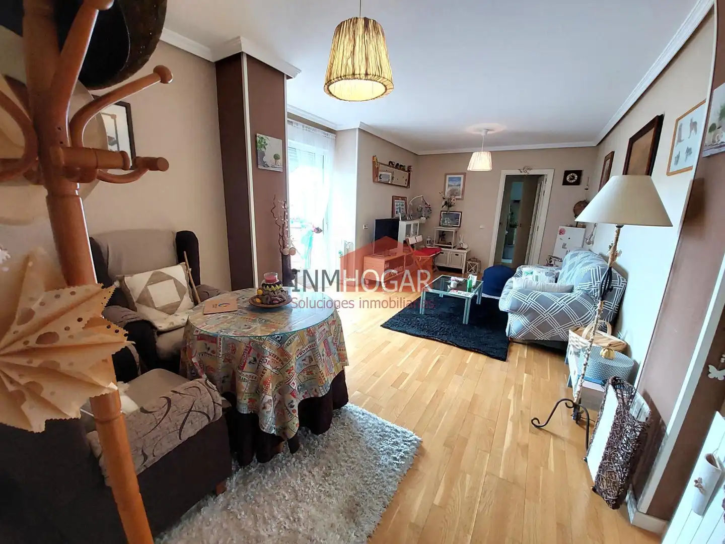 Sala de estar de Piso en venta en Ávila con Calefacción, Terraza y Amueblado