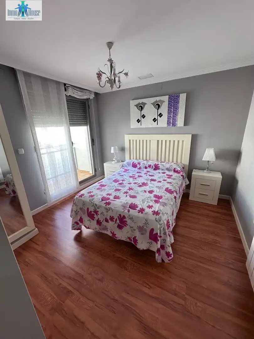Habitación de Casa adosada de alquiler en Albacete con Aire acondicionado, Calefacción y Parquet