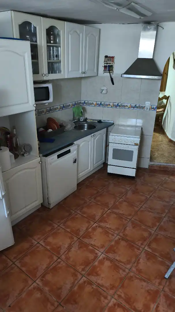 Cuina de Casa o xalet en venda en Urrea de Jalón amb Terrassa, Moblat i Forn