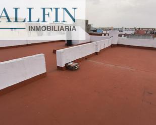 Vista exterior de Casa o xalet en venda en El Puerto de Santa María amb Aire condicionat