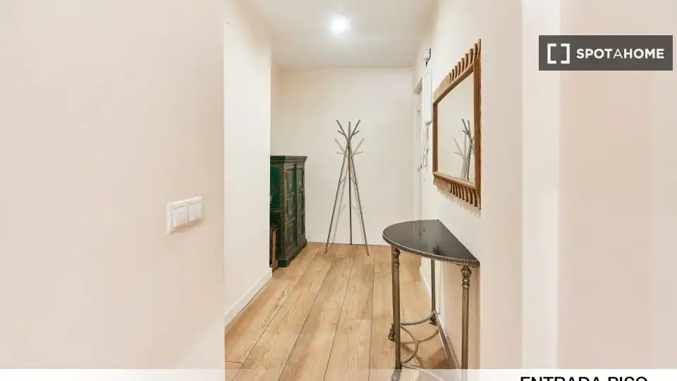 Wohnung zur untervermieten in Sevilla mit Klimaanlage, Terrasse und Möbliert