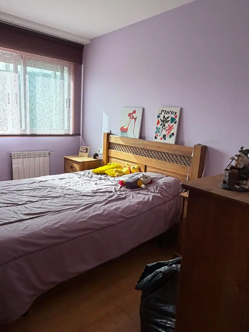 Habitación de Edificio en venta en Silleda