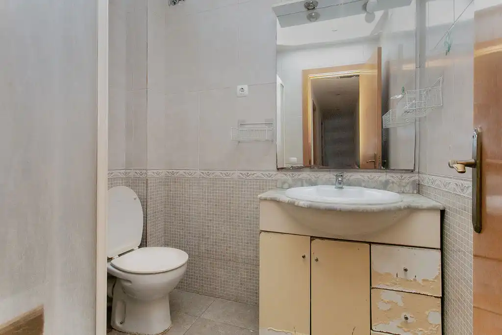 Bany de Pis en venda en L'Hospitalet de Llobregat