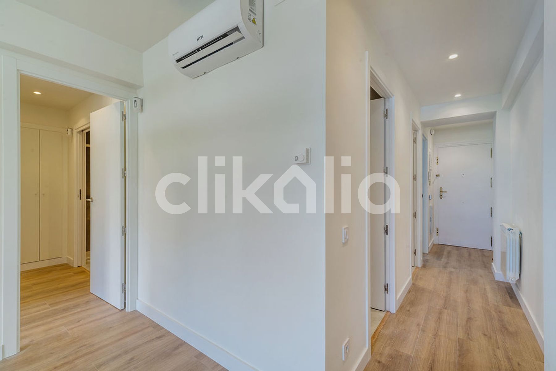 Flat for sale in  Madrid Capital  with Air Conditioner and Heating