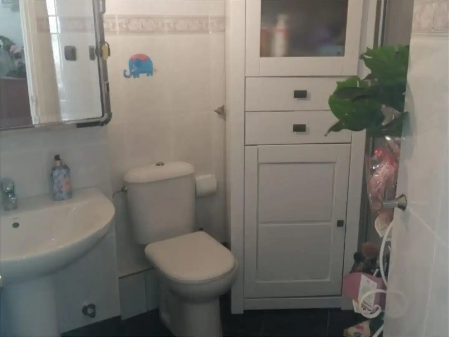 Badezimmer von Wohnung zur Miete in Algarrobo mit Klimaanlage und Schwimmbad
