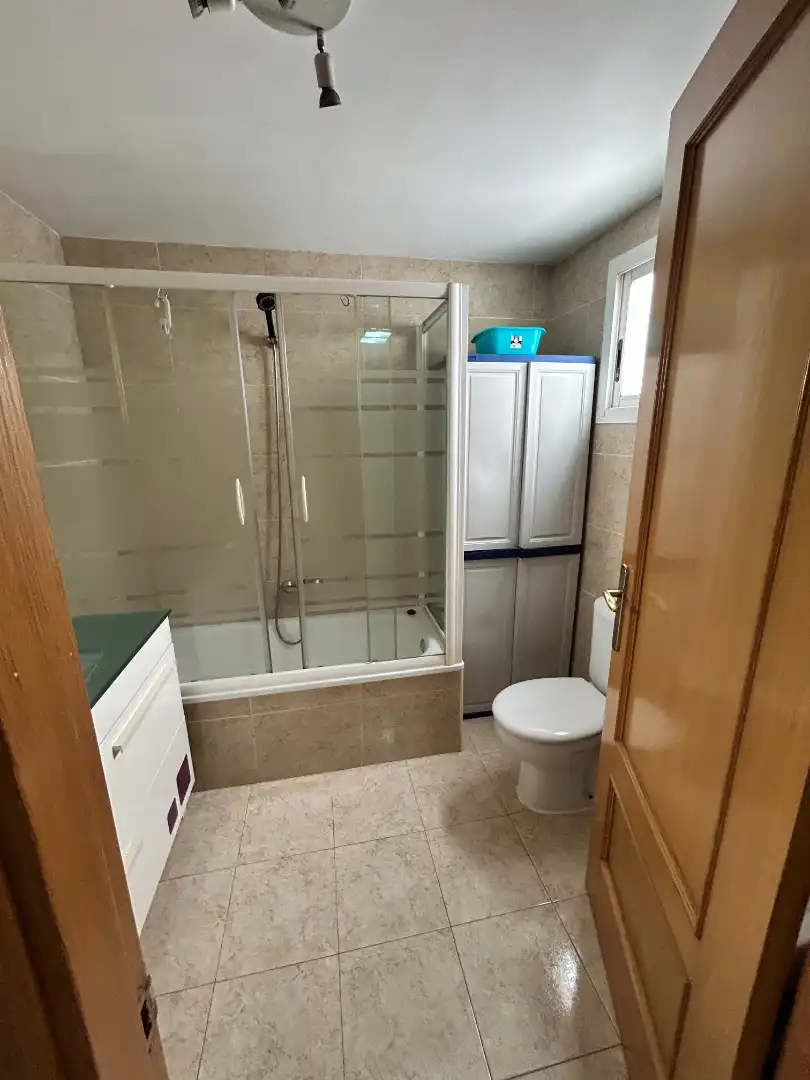 Bathroom of Flat for rent in Carlet, Valencia