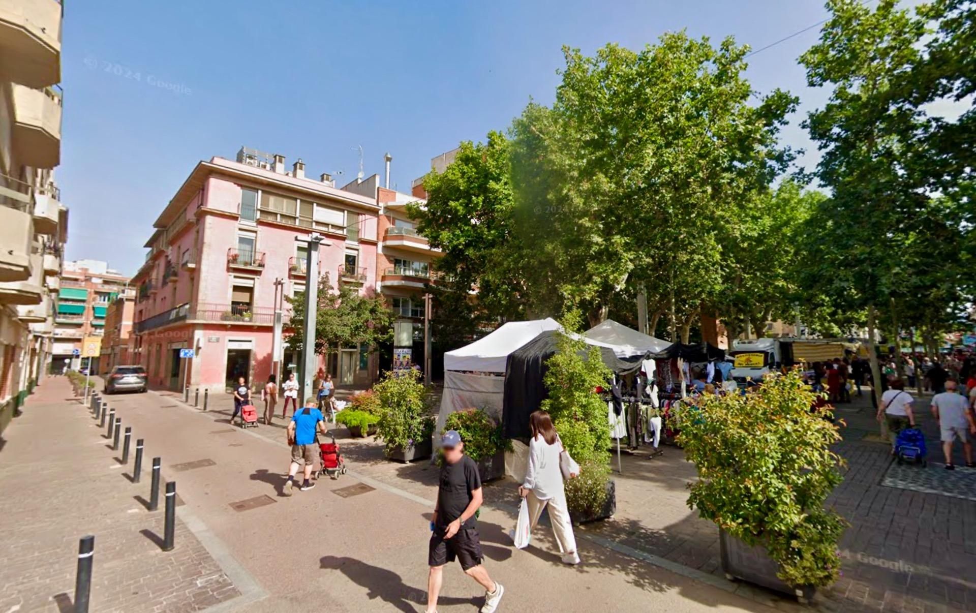 Vista exterior de Casa adosada en venda en Granollers amb Calefacció, Jardí privat i Terrassa