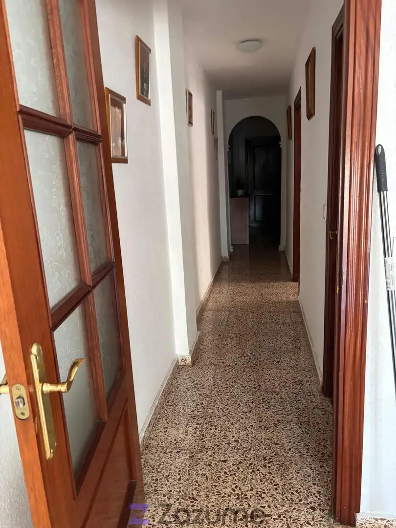 Pis de lloguer en Ronda amb Moblat, Forn i Rentadora