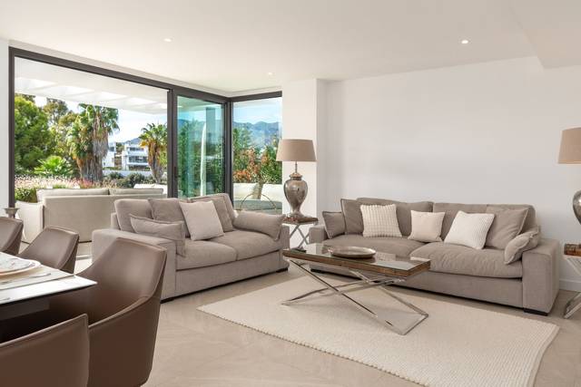 Casa-chalet en Venta en Marbella - Marbella,Santa Clara,Calle Birdie en Santa Clara