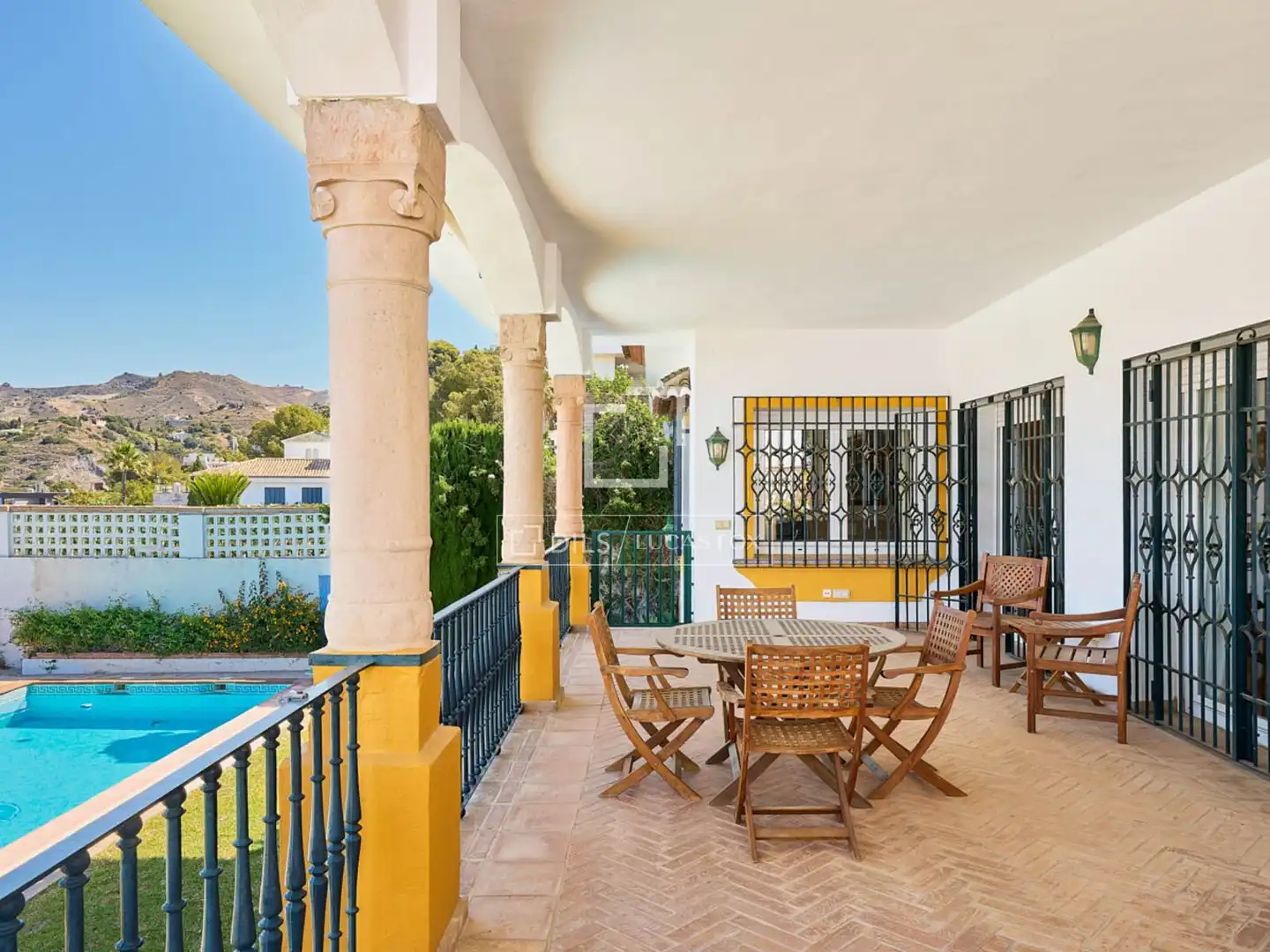 Terrassa de Casa o xalet en venda en Almuñécar amb Aire condicionat, Calefacció i Jardí privat
