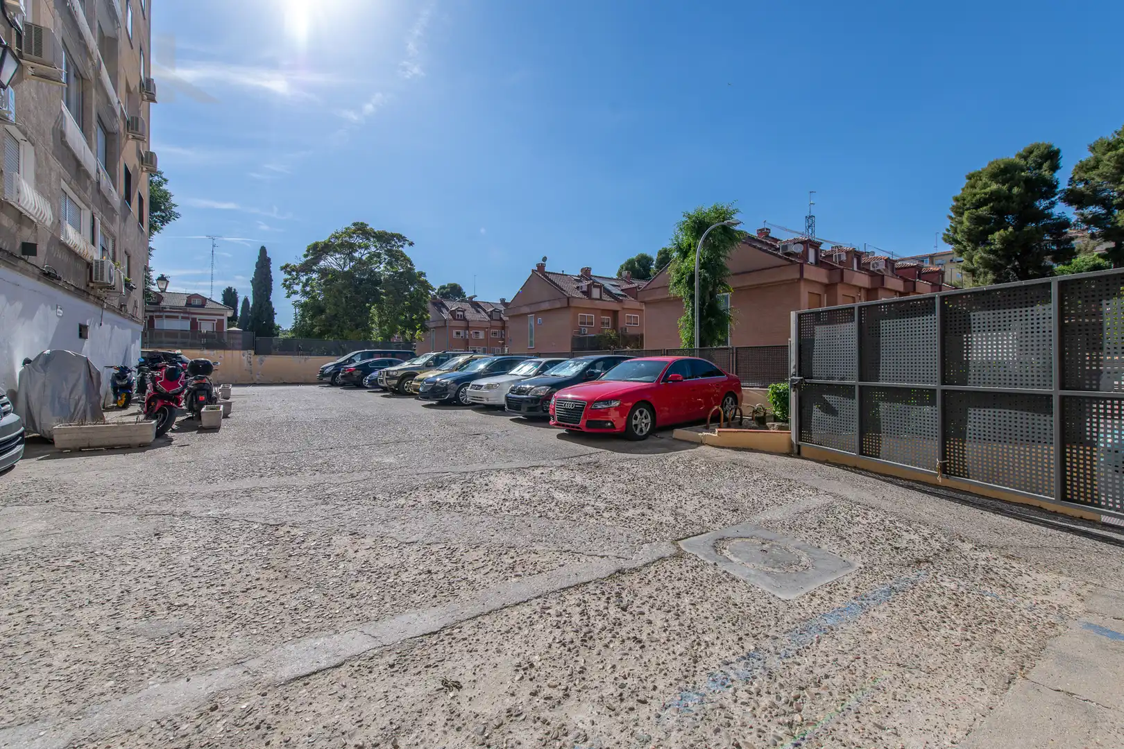 Parking de Piso en venta en Valdemoro con Calefacción, Terraza y Horno