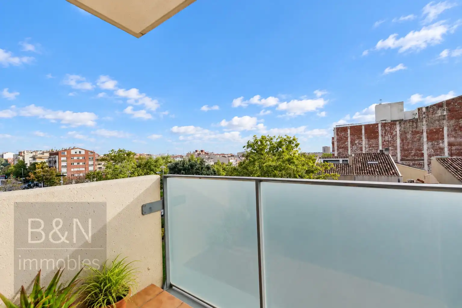 Flat with terrace for sale in Nord-oest, imagen 7