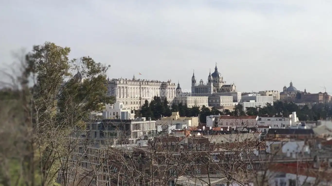 Vista exterior de Piso de alquiler en Madrid con Aire acondicionado y Calefacción