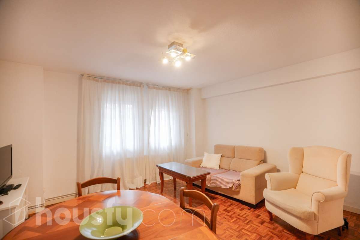 Bedroom of Flat for sale in  Madrid Capital  with Heating
