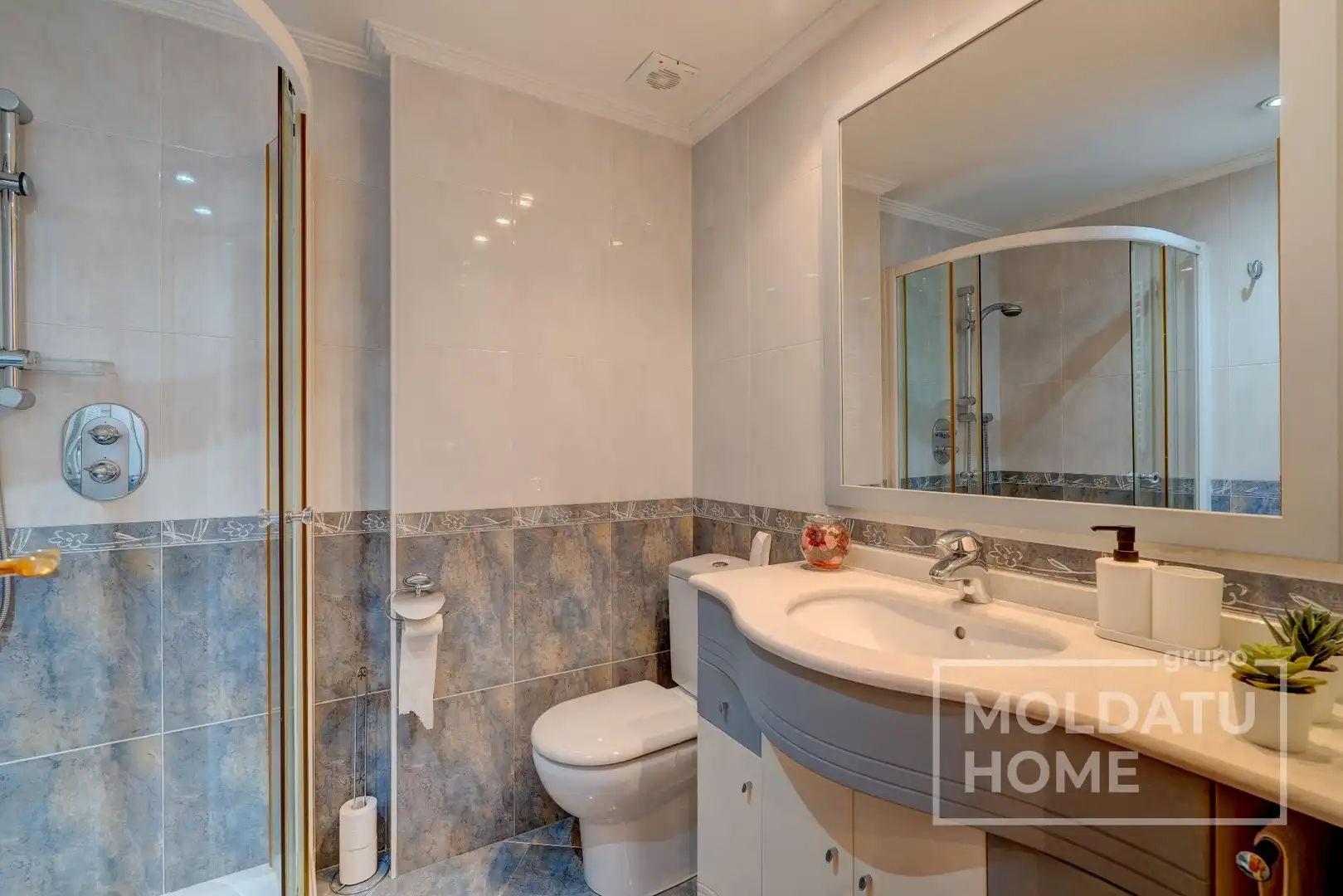 Badezimmer von Wohnung zum Verkauf in Donostia - San Sebastián  mit Heizung, Terrasse und Abstellraum