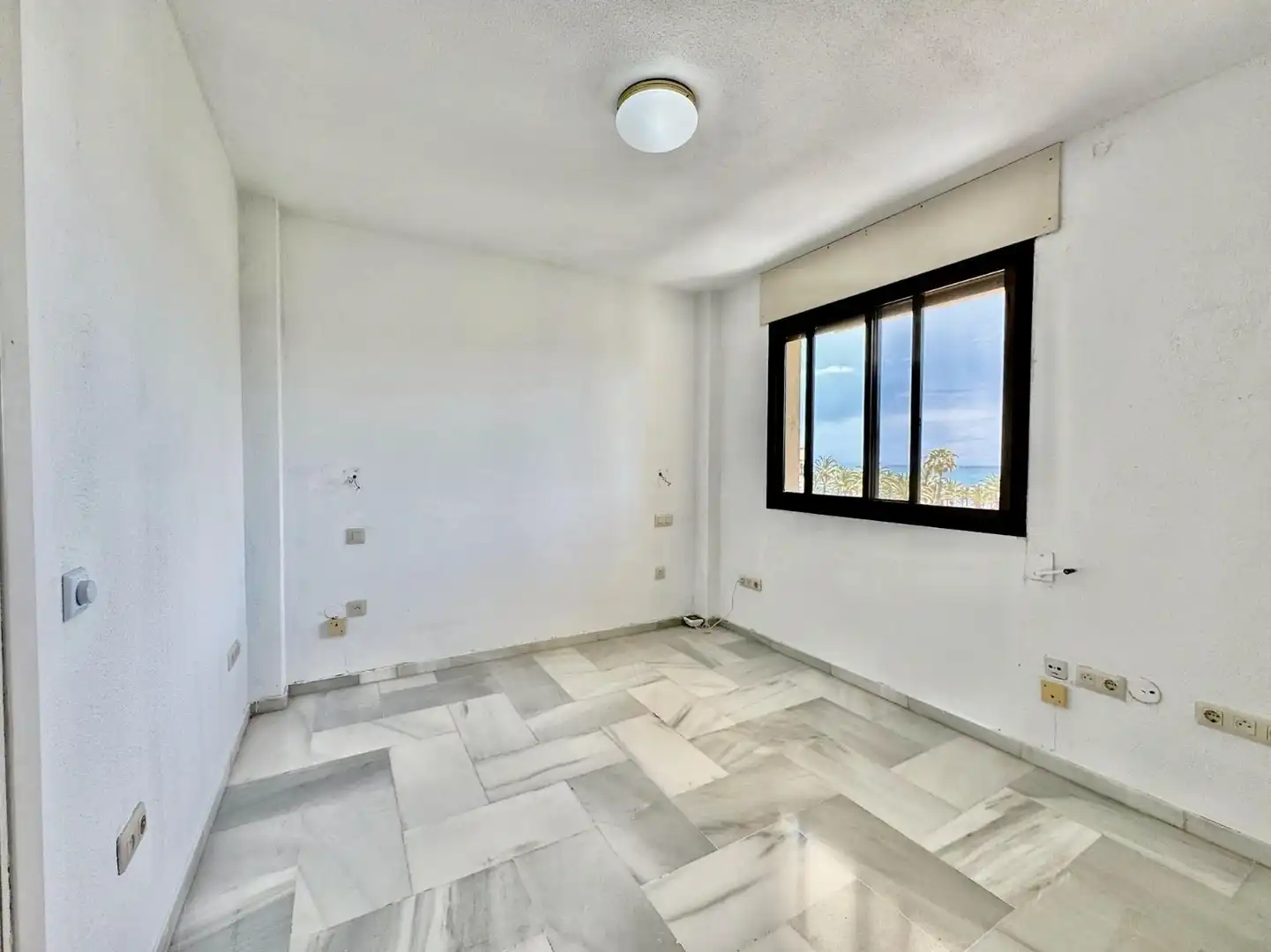 Apartment with terrace for sale in El Bajondillo, imagen 11