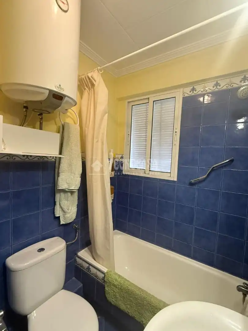Baño de Piso en venta en Alicante / Alacant con Balcón