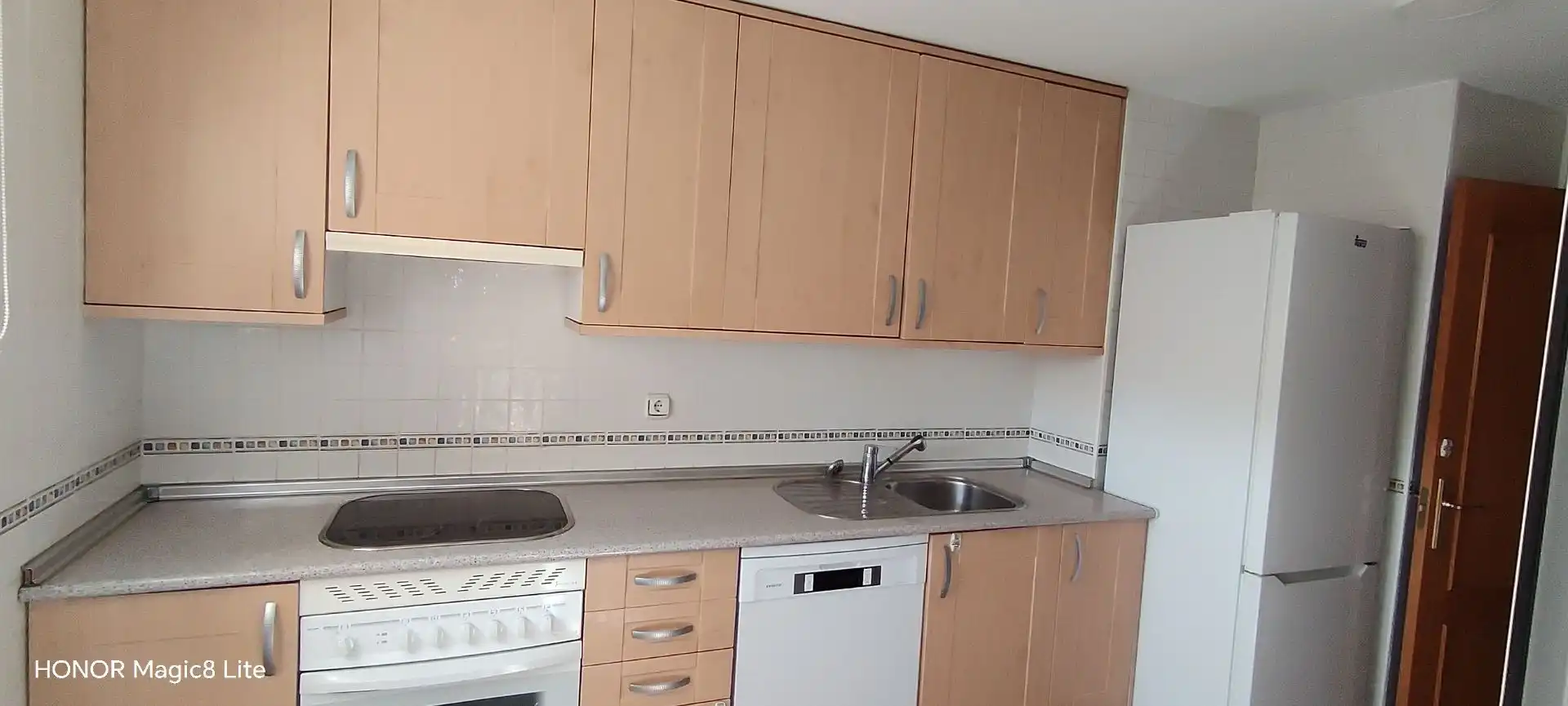 Kitchen of Flat for rent in Alcalá de Henares  with Air Conditioner, Heating and Storage room