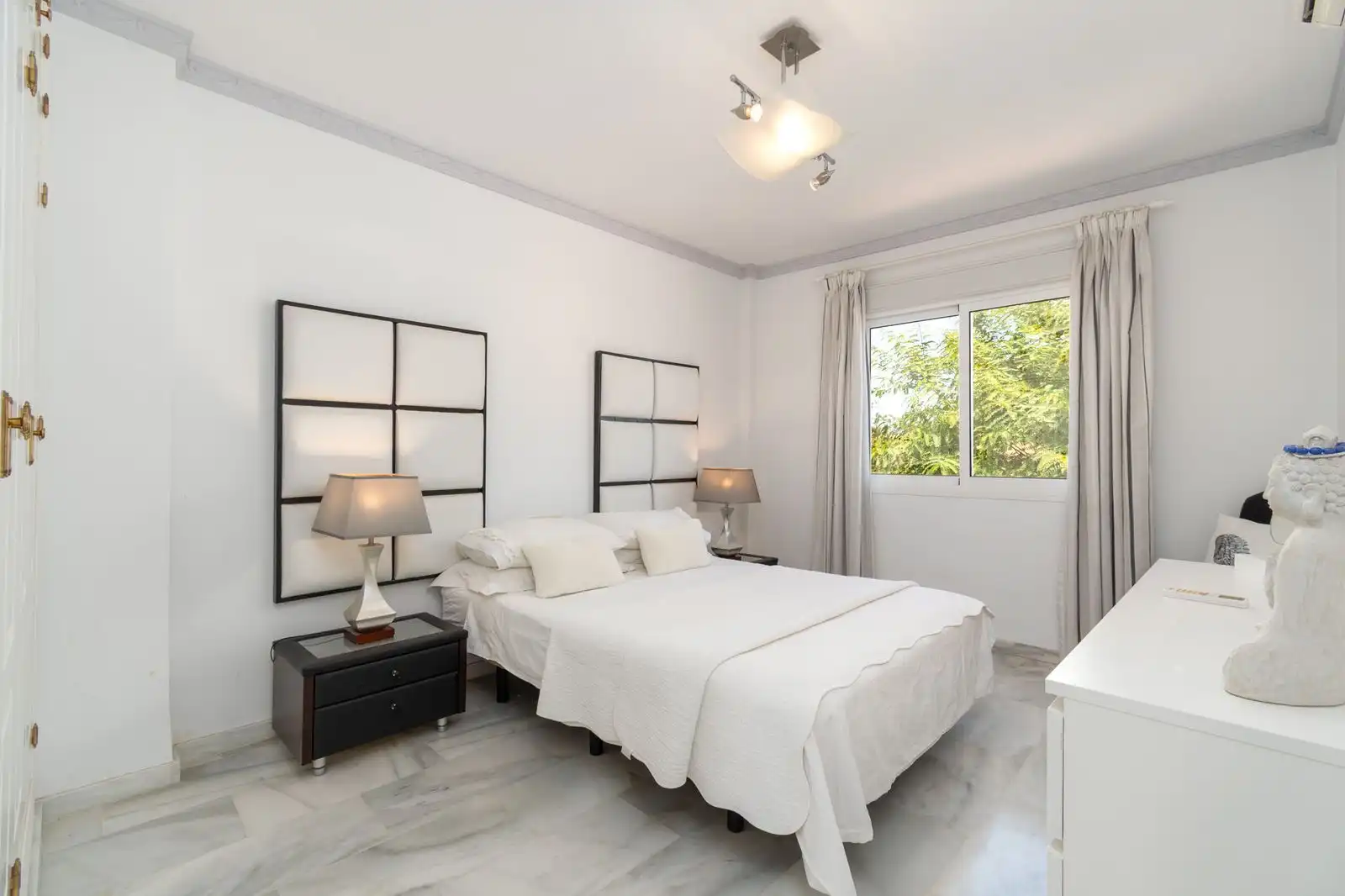 Schlafzimmer von Einfamilien-Reihenhaus zum Verkauf in Mijas mit Klimaanlage, Terrasse und Abstellraum