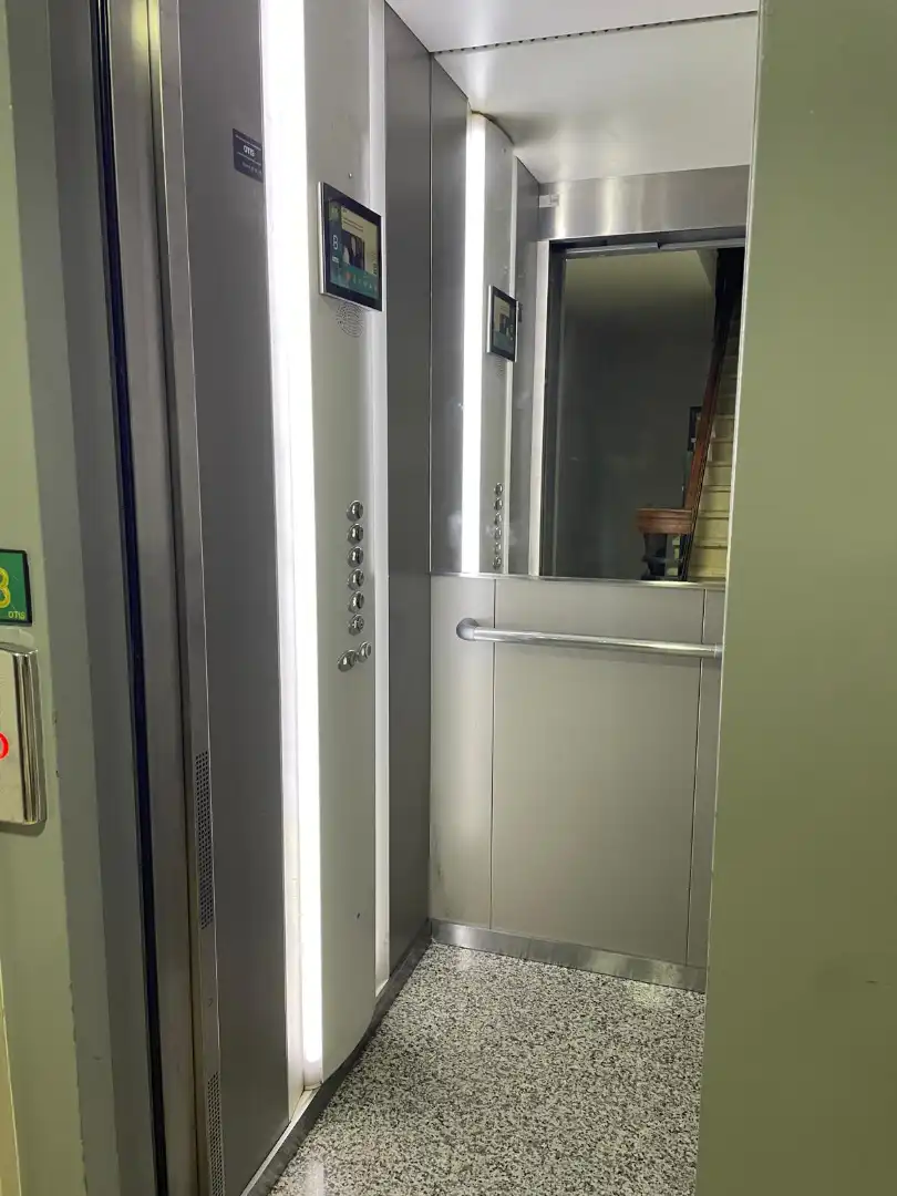 Flat for sale in Córdoba  with Air Conditioner, Heating and Storage room