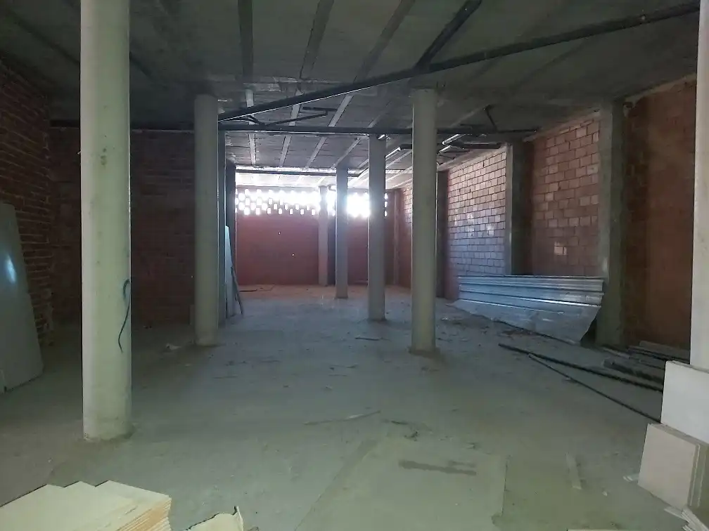 Local en venta en Valdeganga