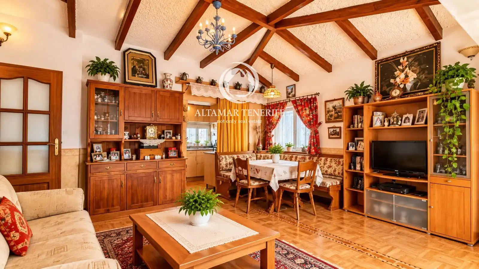 Dining room of Houses for sale in Costa Adeje