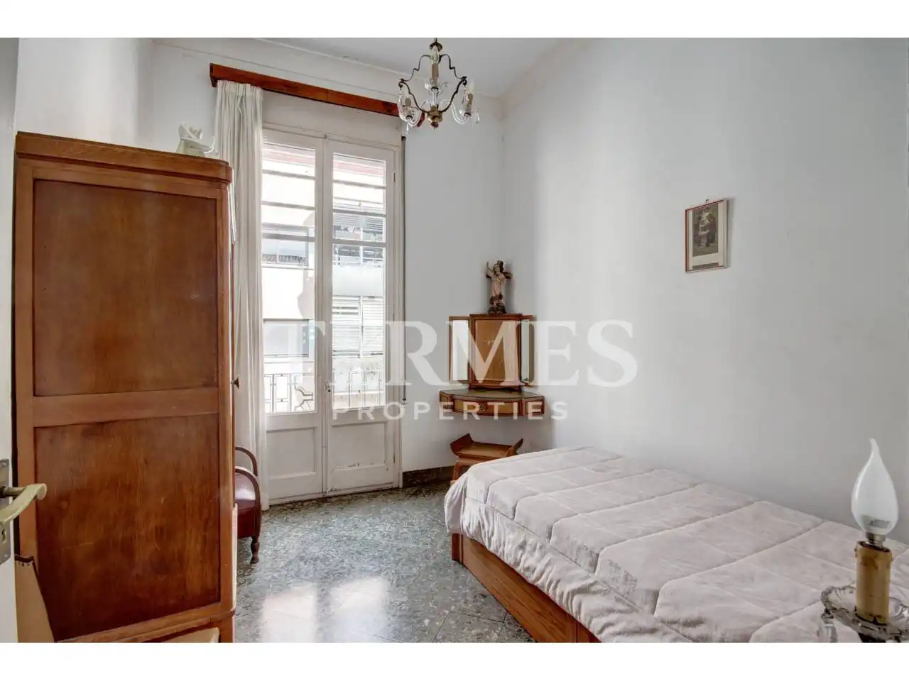Habitación de Casa adosada en venta en Mataró con Aire acondicionado, Calefacción y Jardín privado