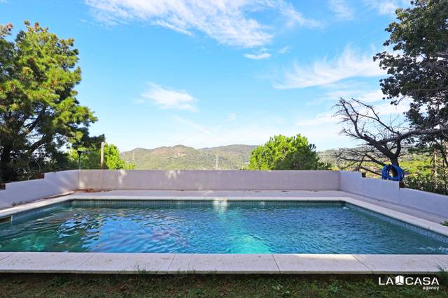 Casa-chalet en Venta en La Miranda