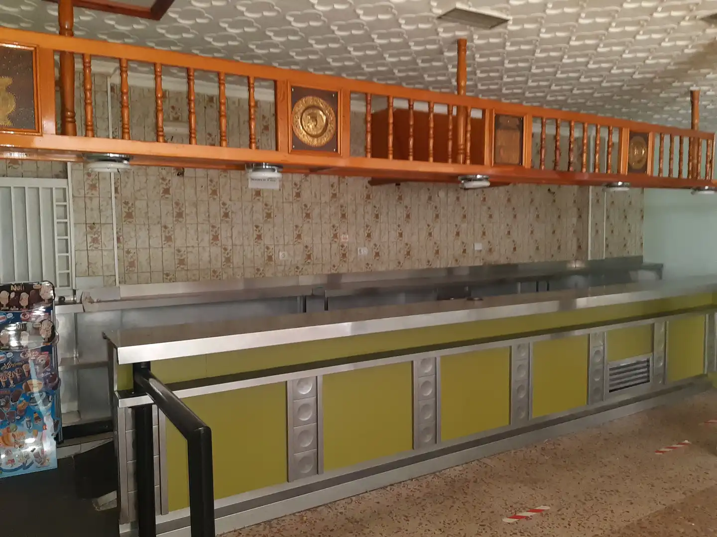 Local en venta en Navaluenga