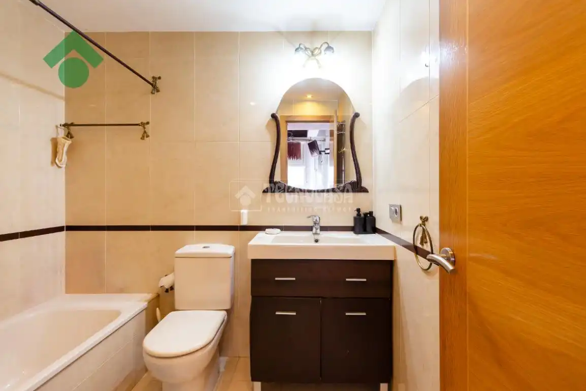 Bathroom of Attic for sale in Rincón de la Victoria  with Terrace and Community pool