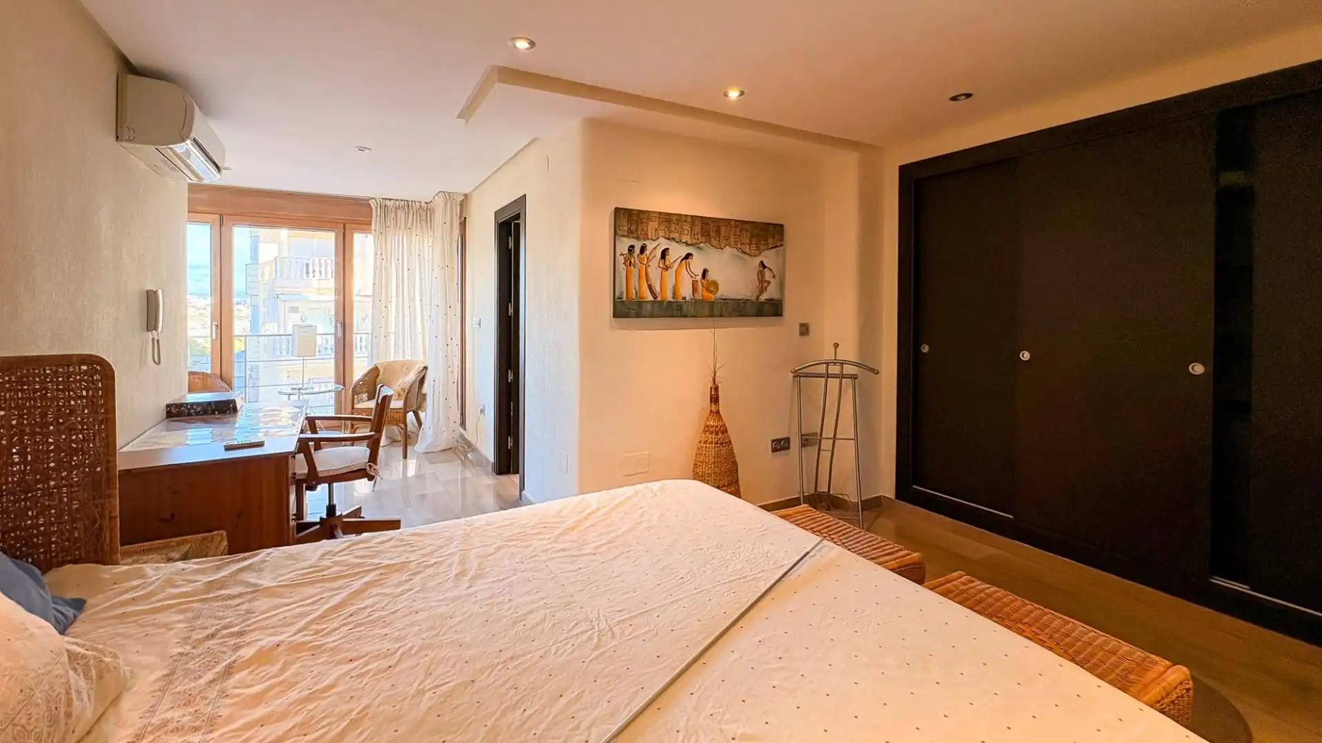 Habitación de Casa o chalet en venta en Guardamar del Segura con Calefacción, Jardín privado y Terraza