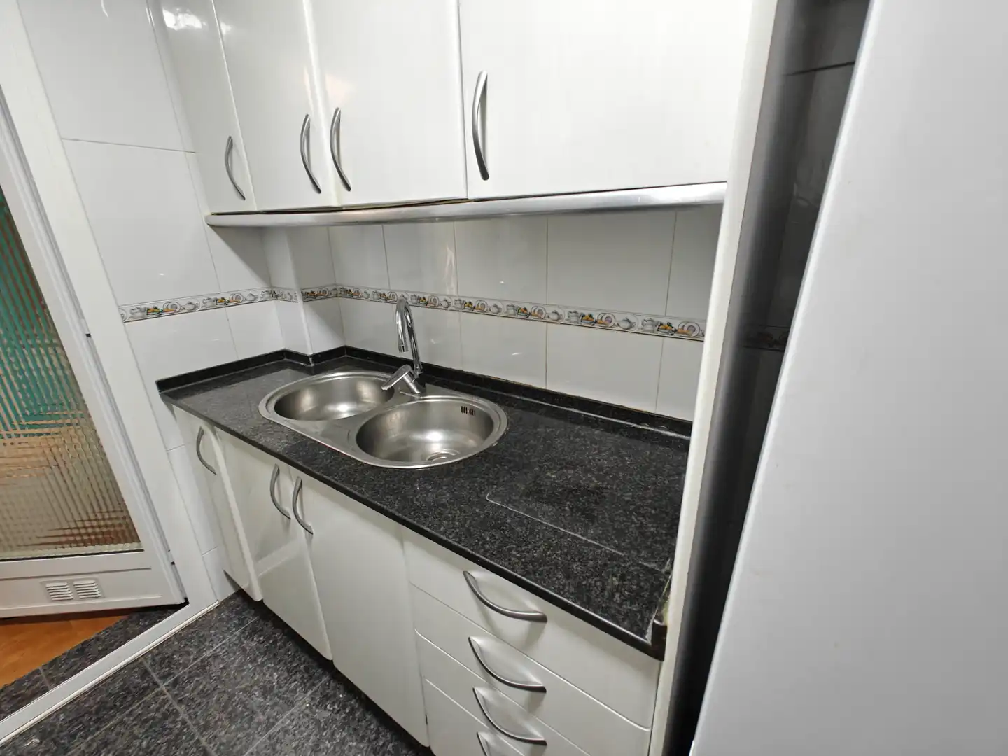 Küche von Wohnung zum Verkauf in Premià de Mar mit Balkon