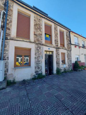 Casa-chalet en Venta en Folgoso de la Ribera