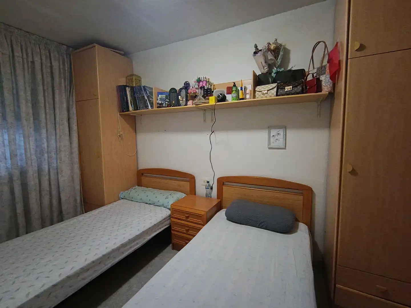 Dormitori de Pis en venda en Benicasim / Benicàssim amb Terrassa, Traster i Moblat