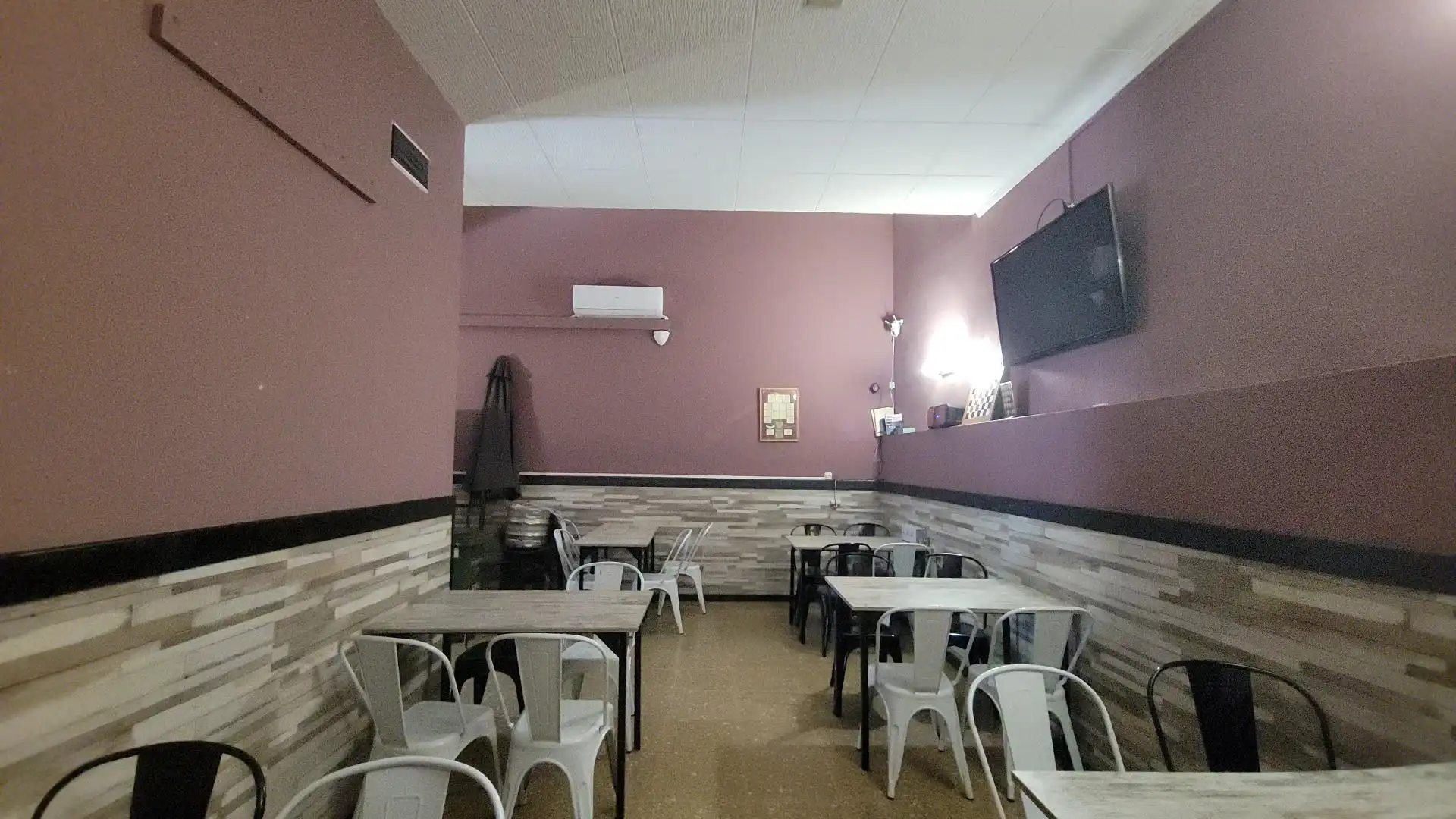 Local de alquiler en L'Hospitalet de Llobregat con Aire acondicionado